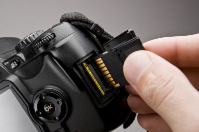stof in de ogen gooien dauw microscoop Fix Nikon Camera leest geen SD-kaart - Tutorials voor Windows Bulletin