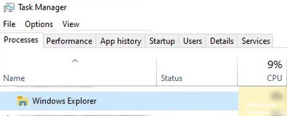 Исправлено: Explorer.exe не запускается при запуске Windows 10.